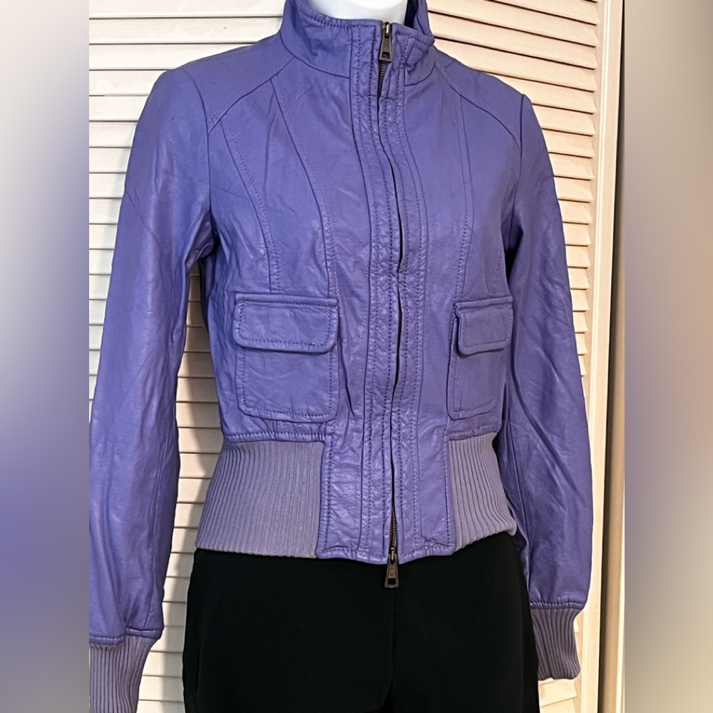 Bomber jacket United Colors of Benetton w/ ribbed knit at cuffs &hem size EU40
